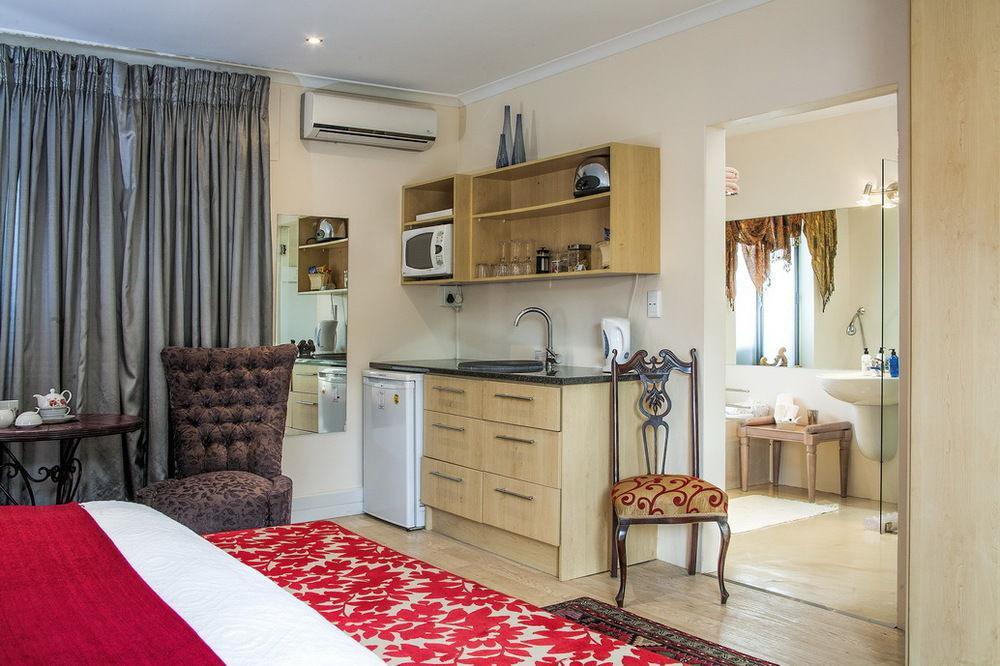 Cape Pillars Boutique Hotel Durbanville Exterior foto